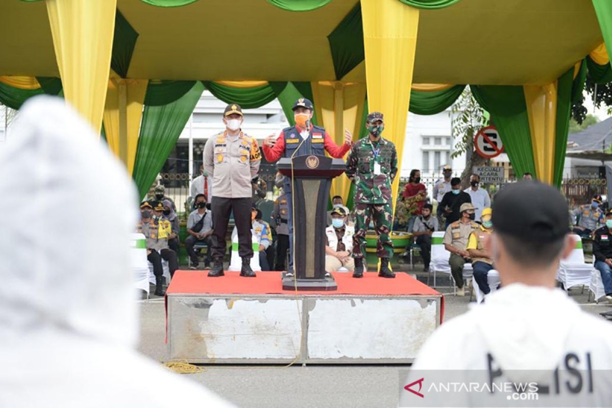 PSBB di Riau ditandai dengan penyemprotan disinfektan secara serentak, begini penjelasannya