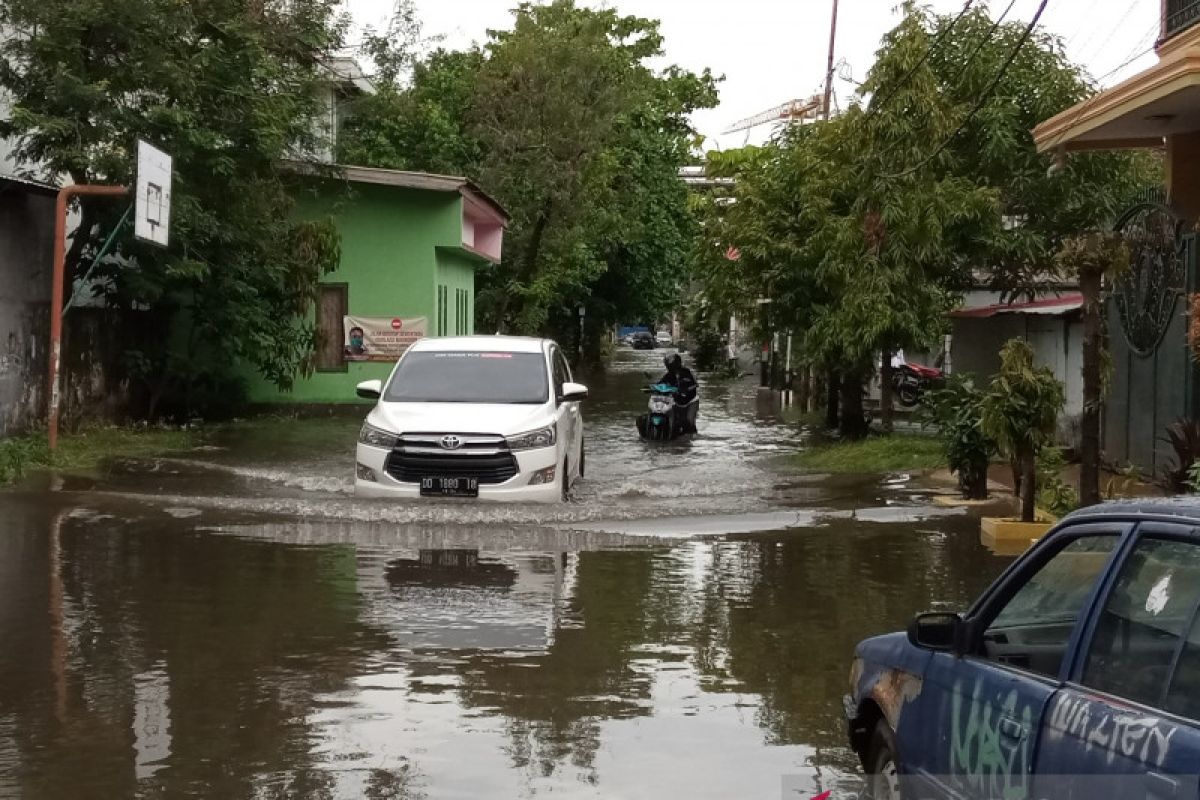 Sebagian wilayah di Kota Makassar digenangi banjir