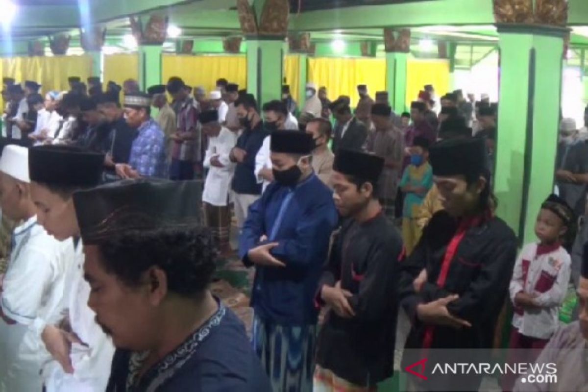 Jamaah Salafiyah di Magetan Shalat Id hari ini, ini argumentasinya