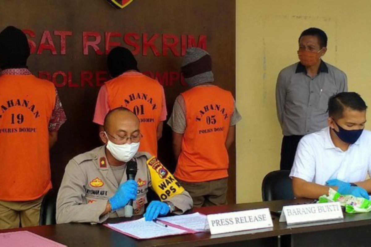 Aksi Gang Kelelawar benar-benar kelewatan dari pamer senpi sampai ancam polisi