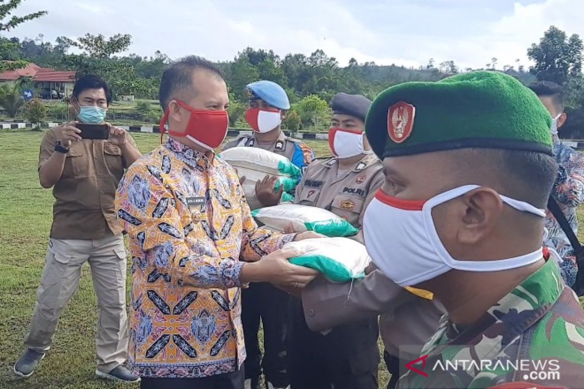 Bupati Gunung Mas sambut baik bansos dari Kapolri