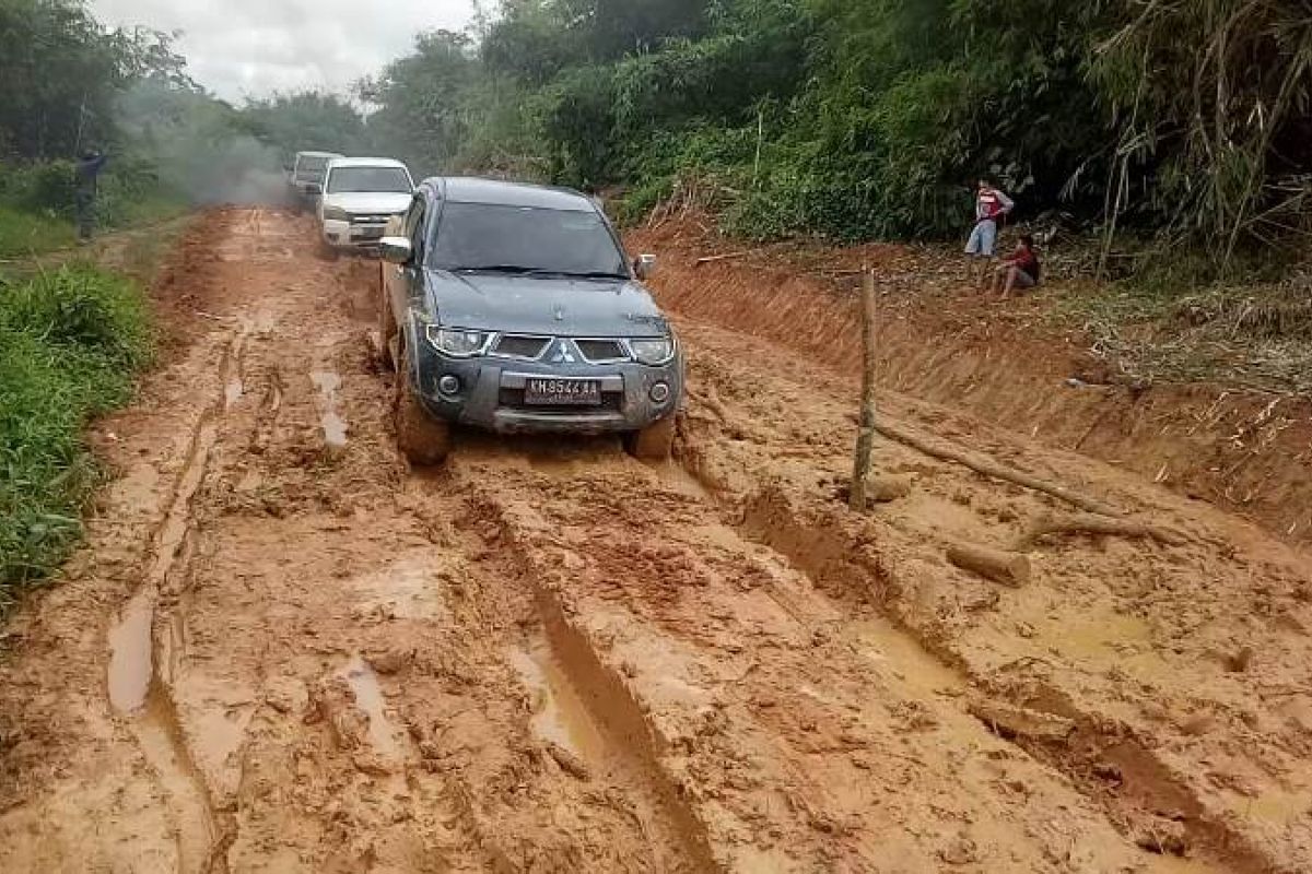 DPU Gumas diminta segera lakukan pelelangan multiyears