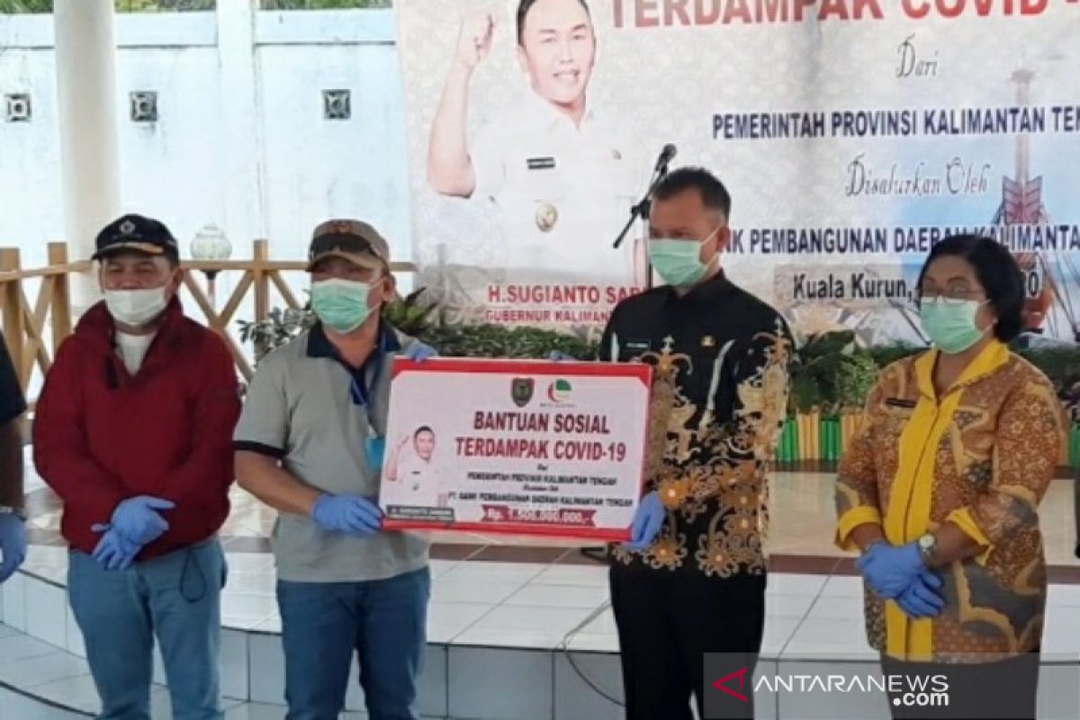 Sejumlah hal harus diperhatikan saat penyaluran bansos, kata Bupati Gumas