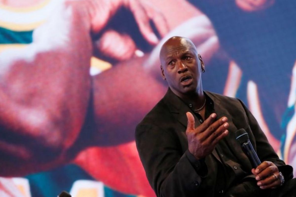 Michael Jordan turut kecam pembunuhan George Floyd