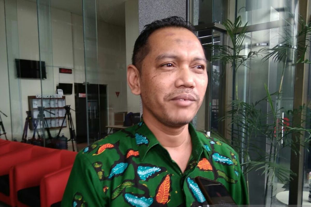 KPK turut membawa istri Nurhadi diperiksa sebagai saksi