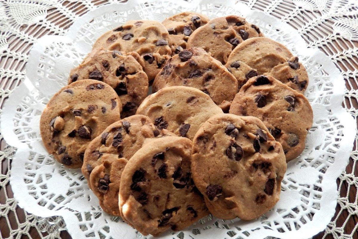 Cara membuat 'Peanut Butter Chocolate Chips' hanya dengan lima bahan