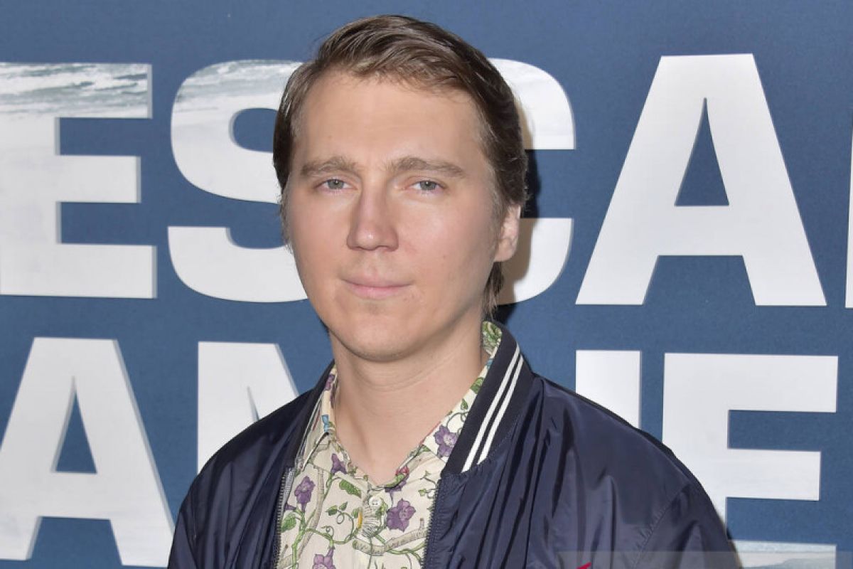 Paul Dano akan menggarap komik tentang "Riddler"