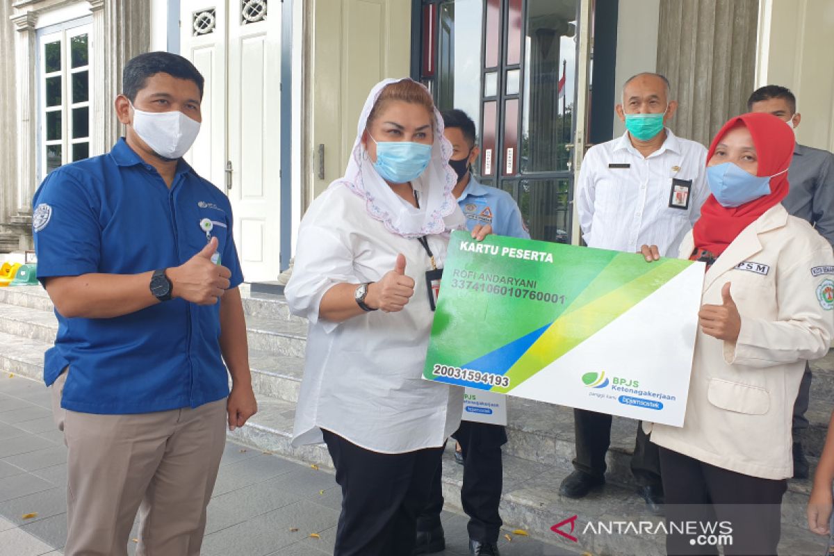 BPJAMSOSTEK Semarang Pemuda jamin perlindungan 615 relawan COVID-19