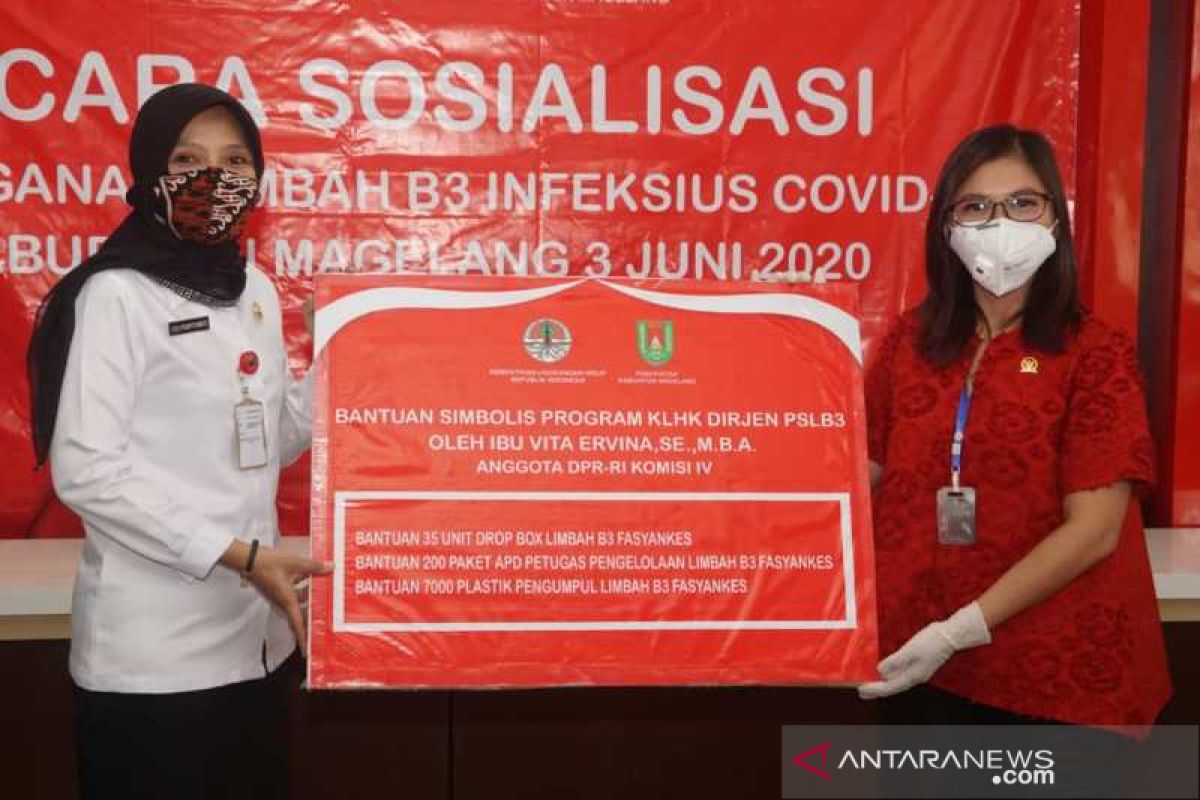 Anggota DPR serahkan bantuan untuk RSUD Merah Putih tangani COVID-19