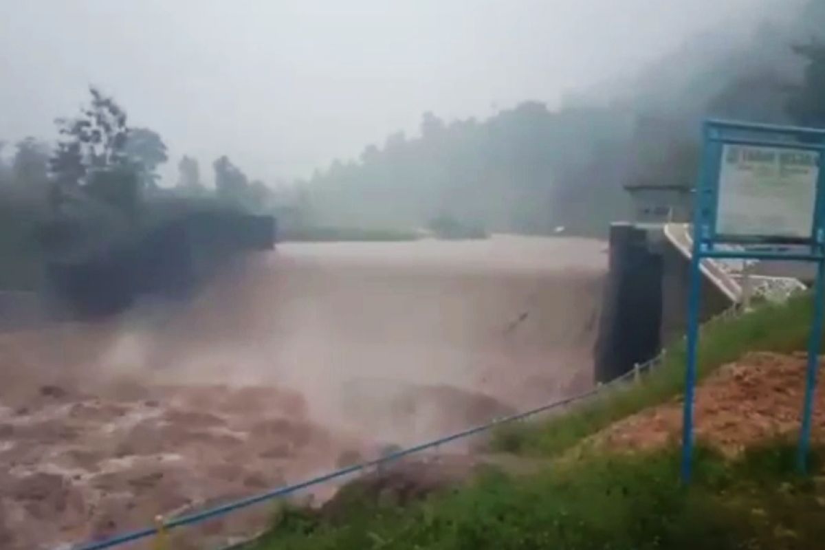 Desa Rumbia Jeneponto dikepung banjir