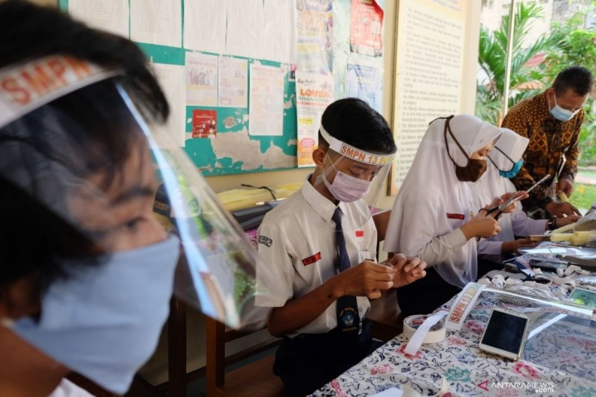 Normal baru, sebuah solusi paling rasional saat ini