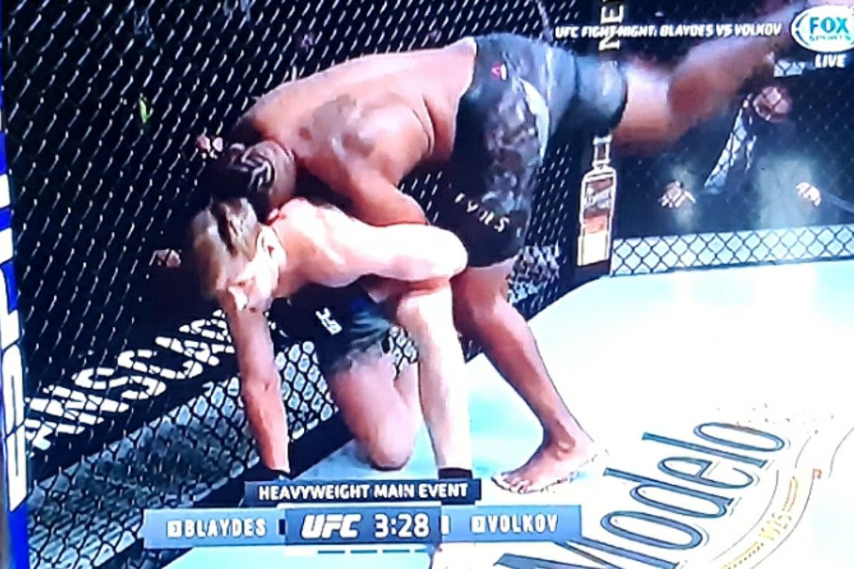 UFC - Blaydes hanya menang angka lawan Volkov