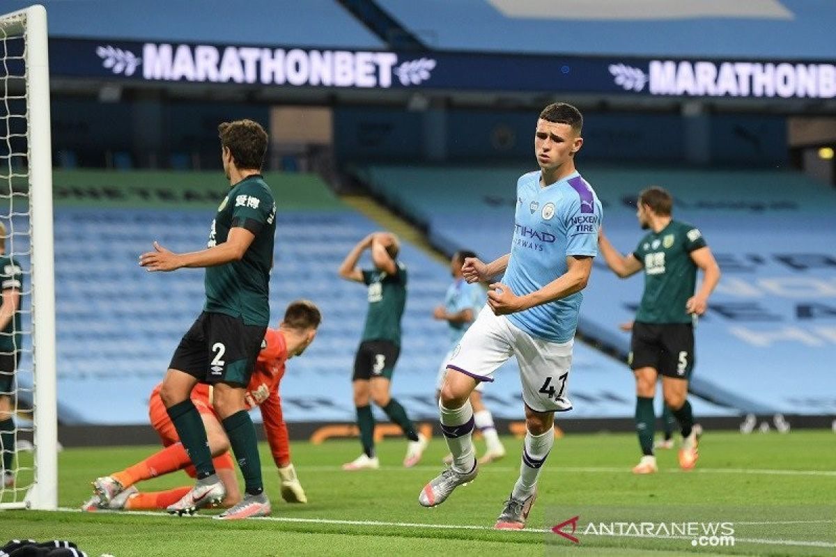 Manchester City gulung tamunya Burnley 5-0 dalam laga tanpa penonton