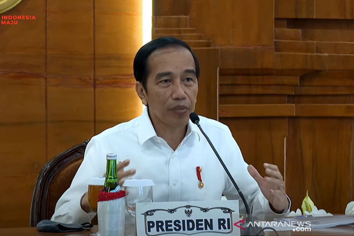 Presiden Jokowi minta penanganan COVID-19 di delapan provinsi diprioritaskan