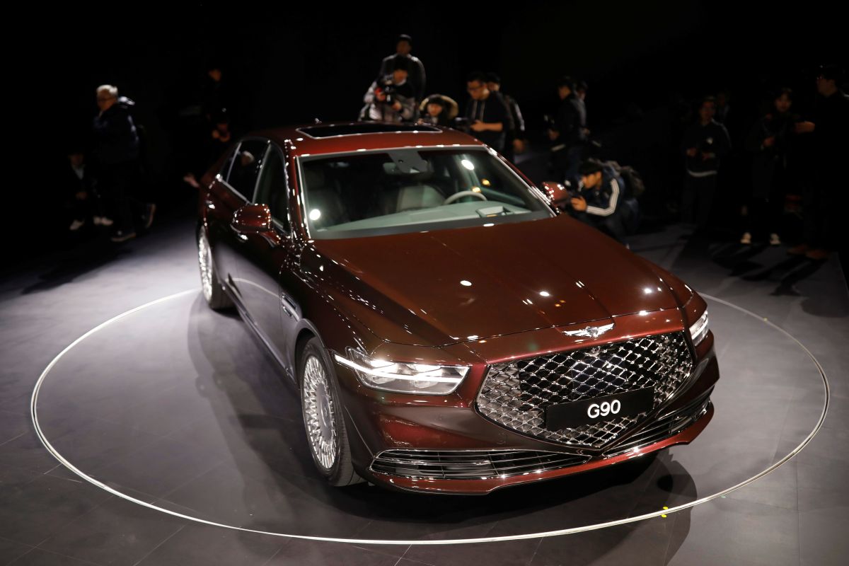 Hyundai akan meluncurkan versi baru Genesis G90