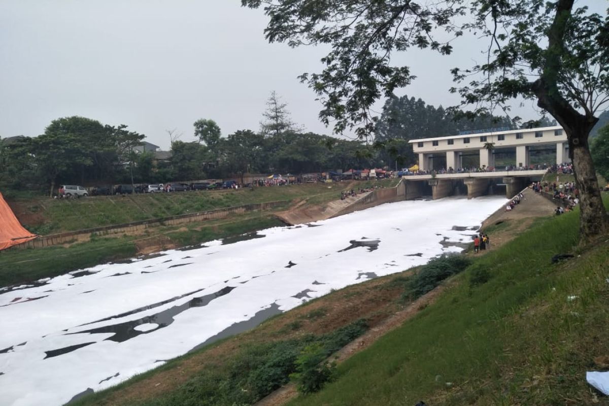 Sungai "bersalju" jadi pemandangan unik peserta CFD BKT