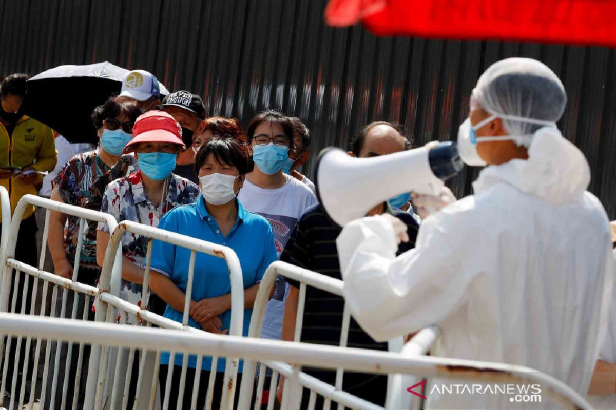 Pakar penyakit pernapasan Zhong Nanshan sebut COVID-19 sejak lama ada tapi tak disadari