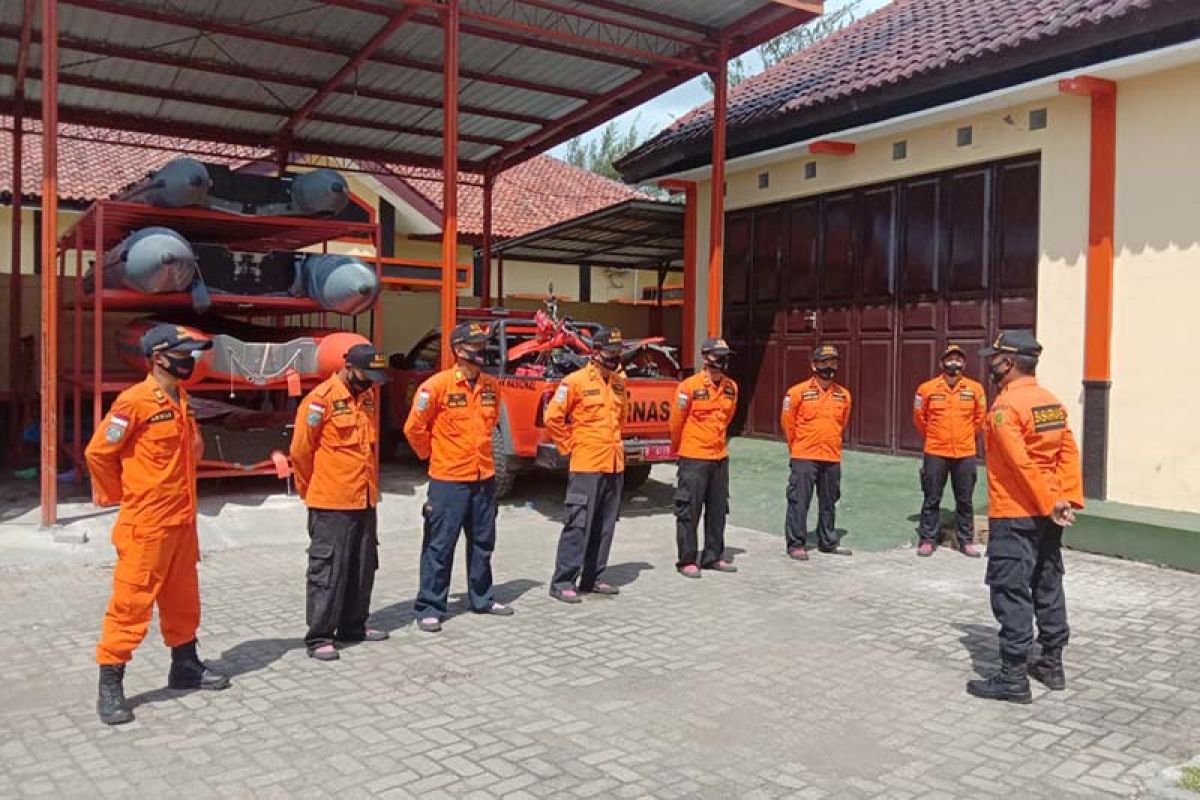 Seorang wisatawan hilang terseret ombak di Pantai Jetis saat swafoto