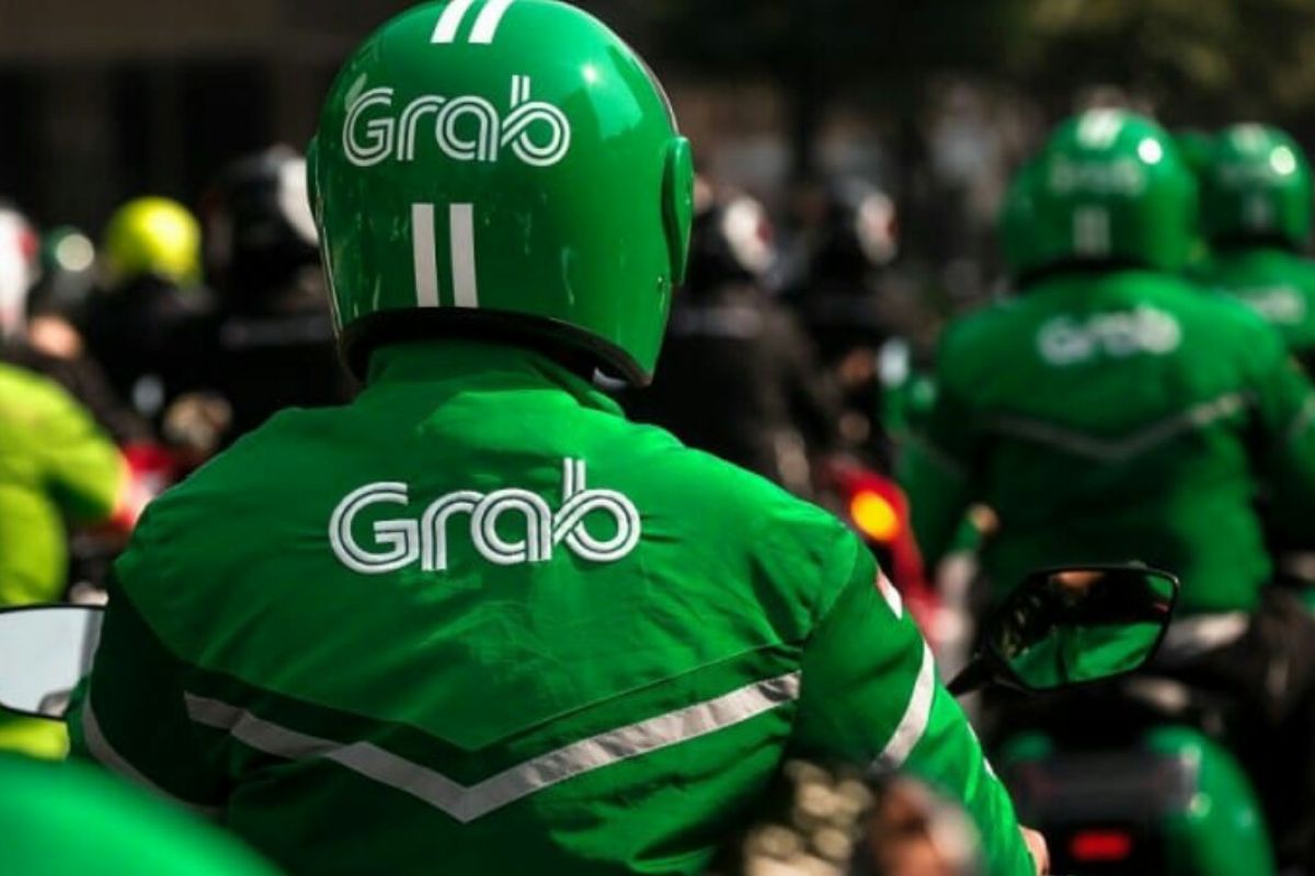 Menanti kepastian pemerintah untuk ojek online