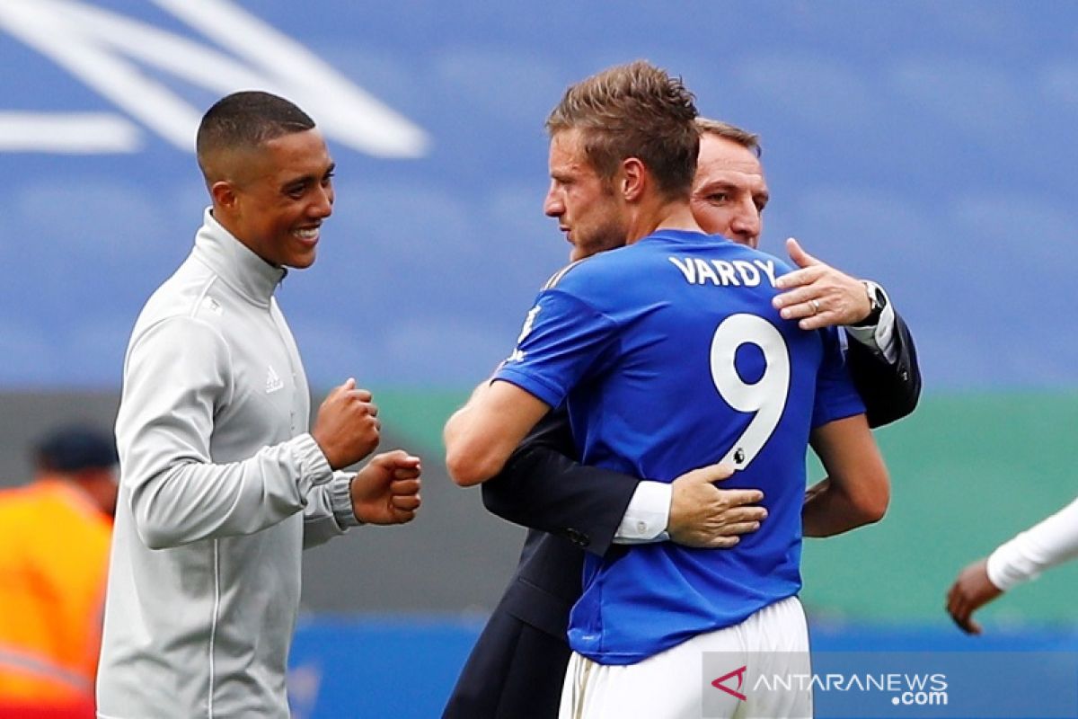 Pelatih Leicester selamati Jamie Vardy atas capaian 100 gol Liga Inggris