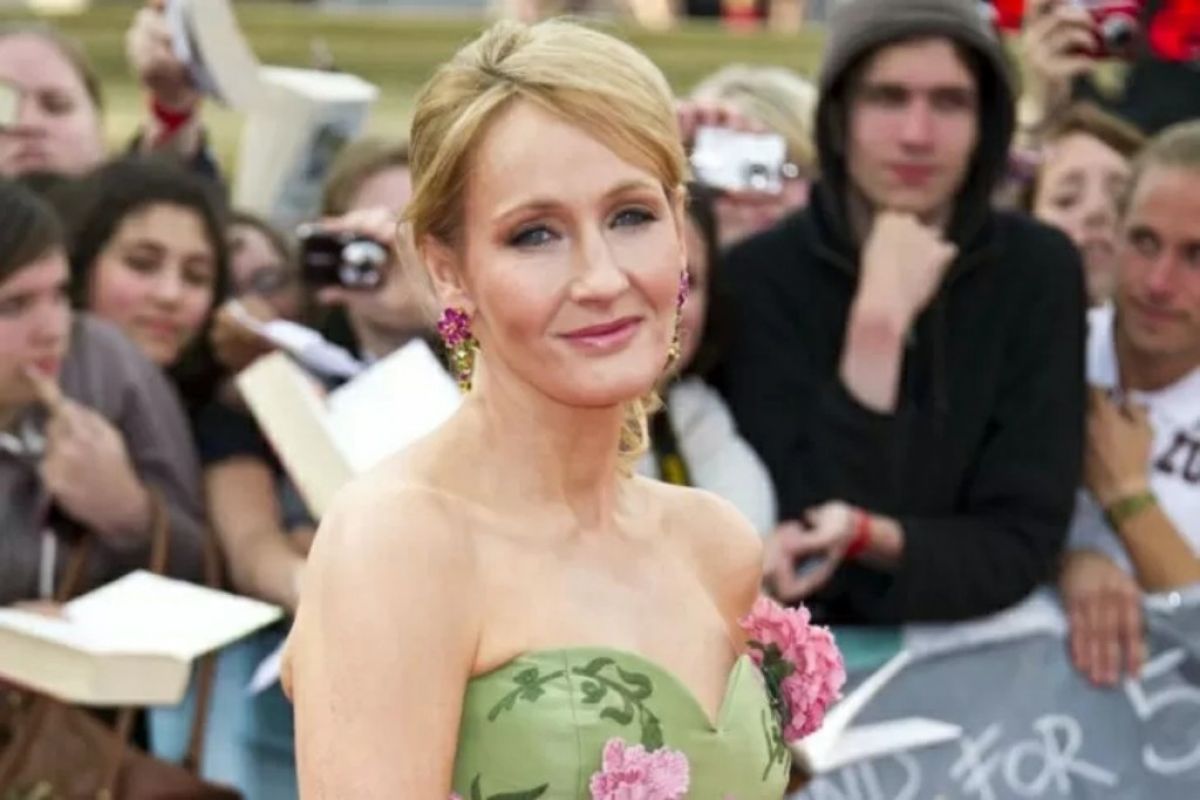 Situs penggemar Harry Potter jauhi JK Rowling, ada apa ?