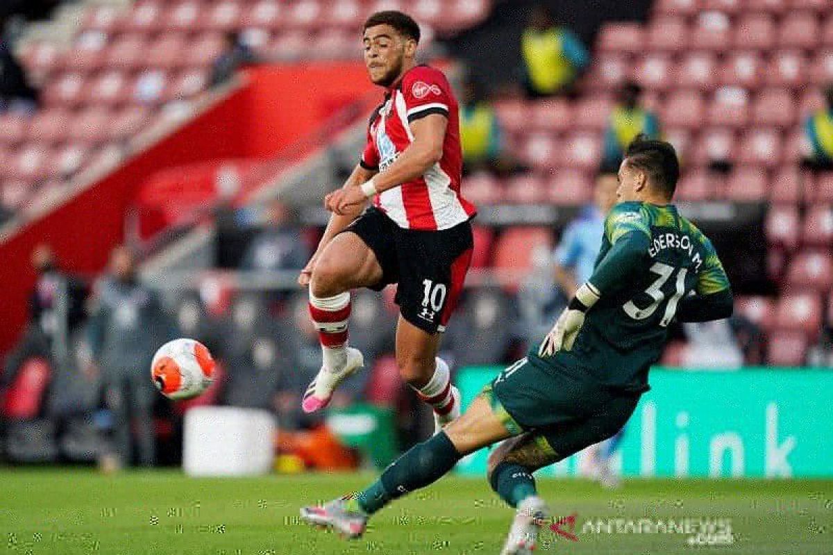 Mengejutkan, Manchester City ditumbangkan  oleh Southampton di Stadion St. Mary's