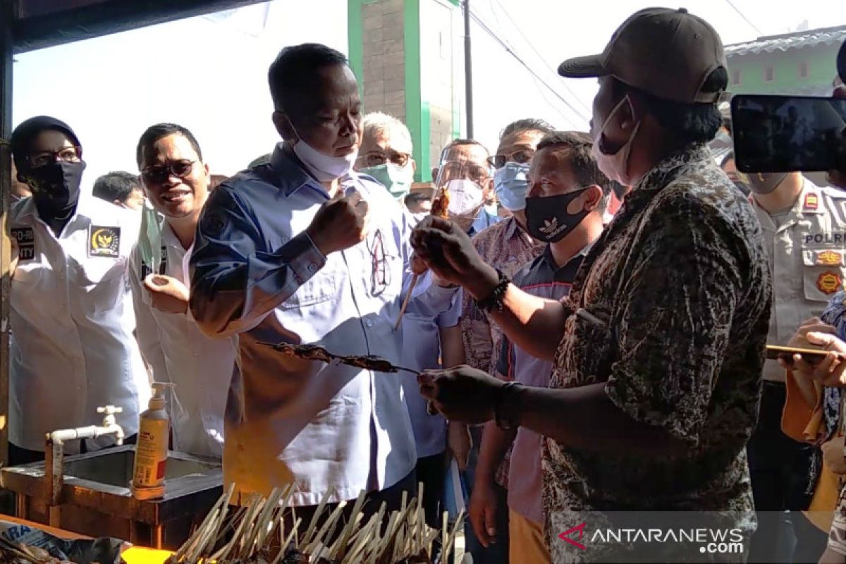 KKP siap bantu gudang berpendingin untuk sentra produksi ikan asap Demak (VIDEO)