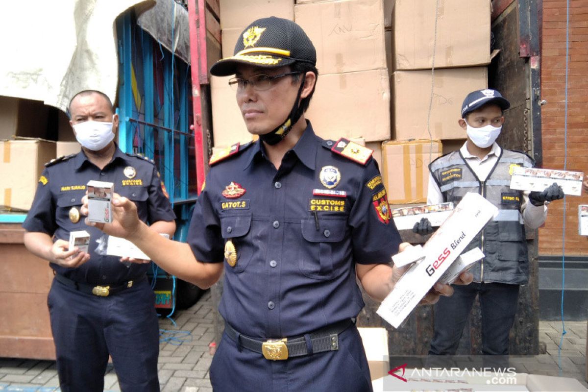 Pandemi tak halangi KPPBC Kudus ungkap kasus peredaran rokok ilegal