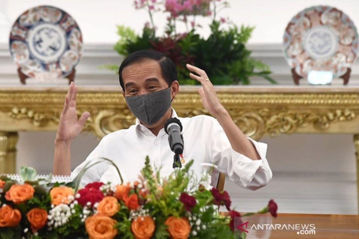 Jokowi: Proyeksi ekonomi global isinya hanya minus, minus, minus