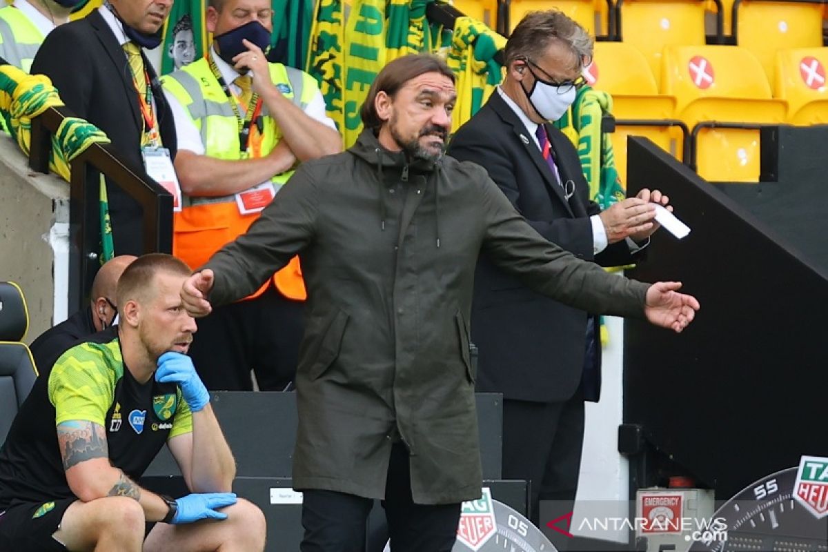 Daniel Farke kritik dua kartu merah yang didapat Norwich kontra Burnley