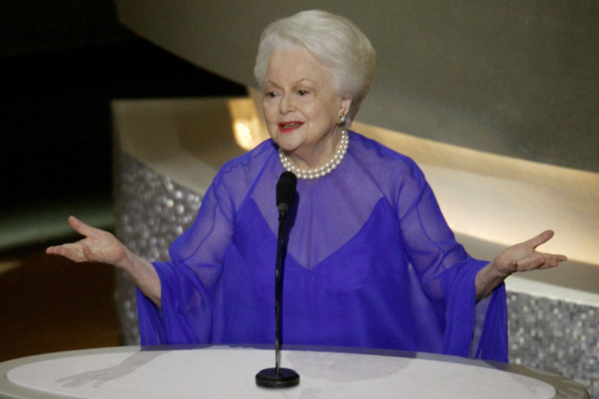 Aktris Olivia de Havilland yang hidup di masa keemasan Hollywood tutup usia