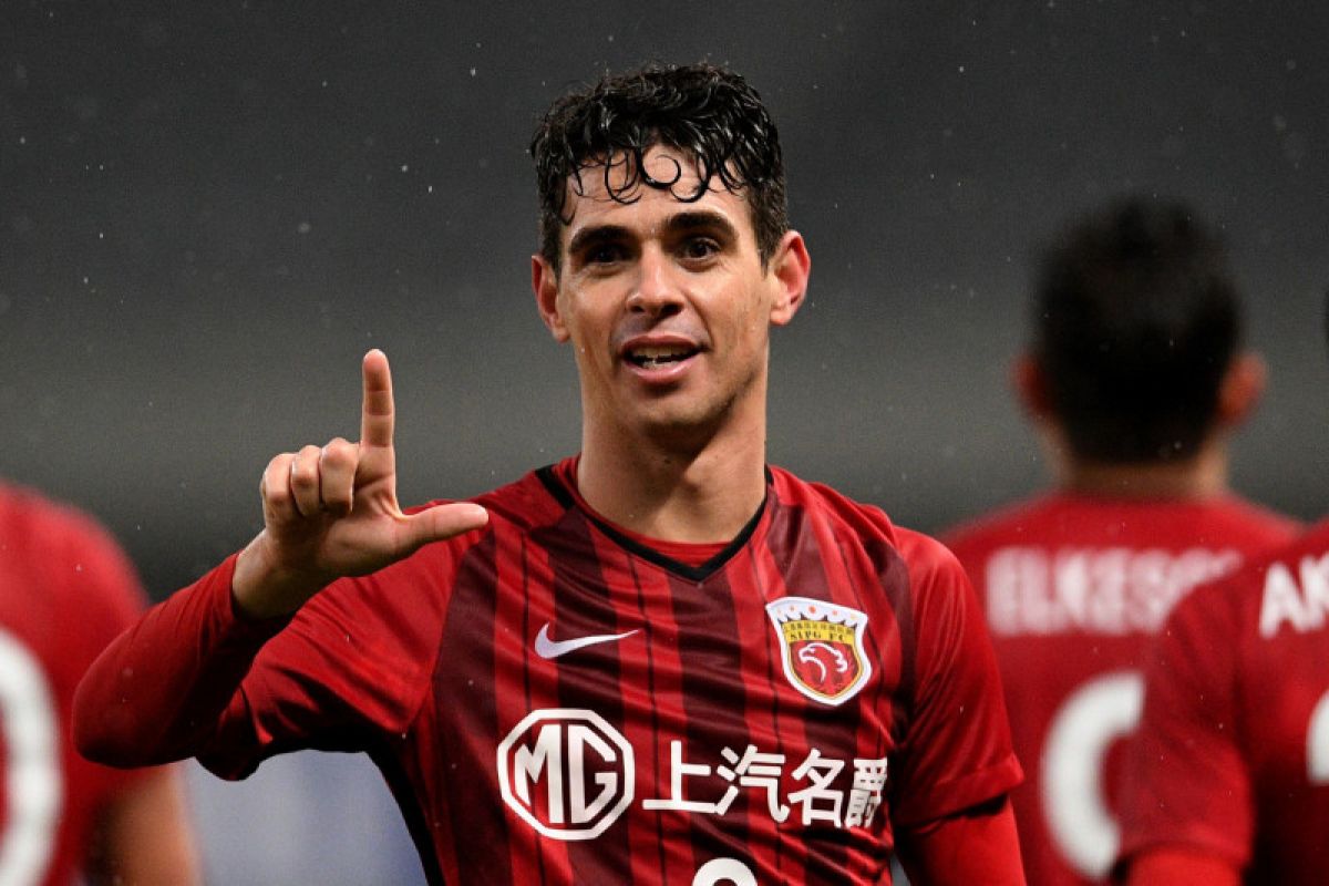 Eks gelandang Chelsea Oscar bersedia  ingin bela Timnas China