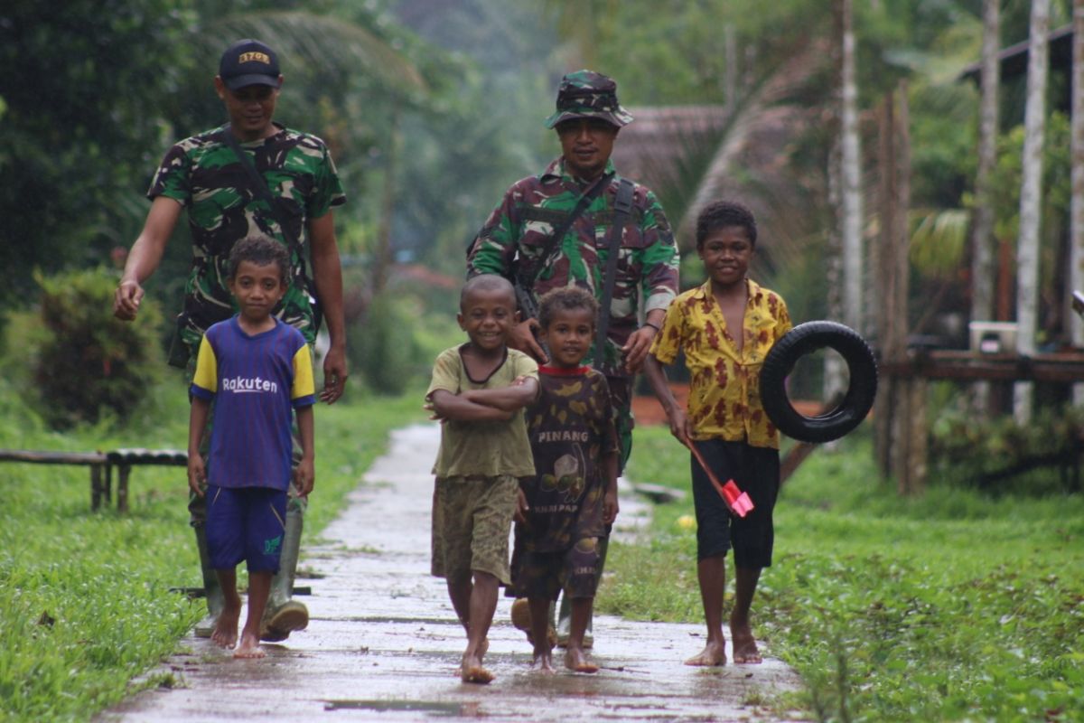 Pertama kali,13 rumah warga permanen berdiri di Kampung Natabui dan Toweta