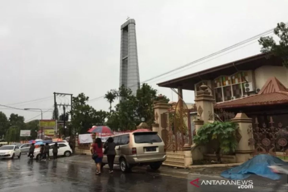 Tiga pastor Keuskupan Purwokerto jalani isolasi mandiri