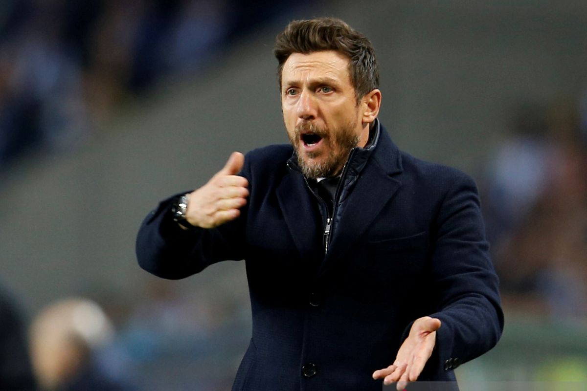 Cagliari tunjuk Eusebio Di Francesco jadi juru taktik