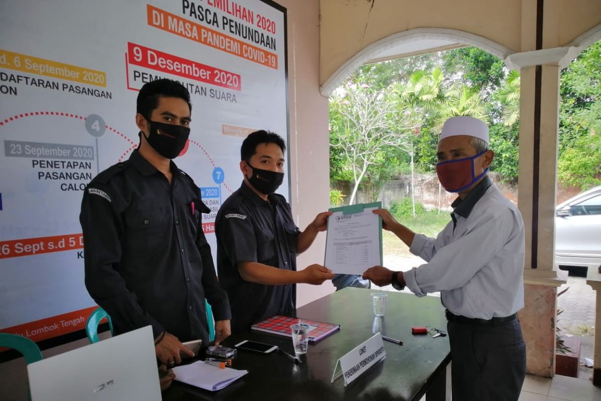 Pasangan Aman mengajukan penyelesaian sengketa ke Bawaslu Lombok Tengah