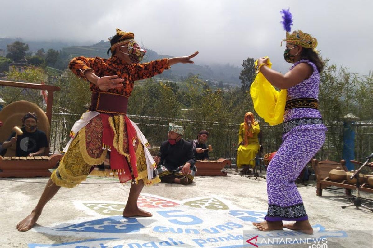 Festival Lima Gunung meniti suasana warga di tengah pandemi