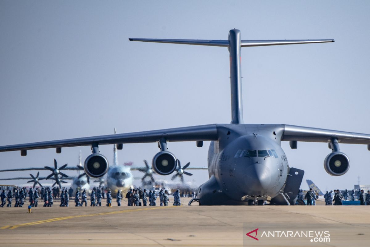 16.000 lulusan SMA bersaing menjadi pilot AL China