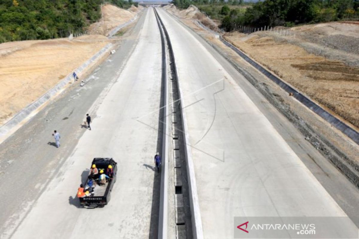 PT Semen Padang-Adhi Karya bangun tol Trans Sumatera ruas Sigli-Banda Aceh