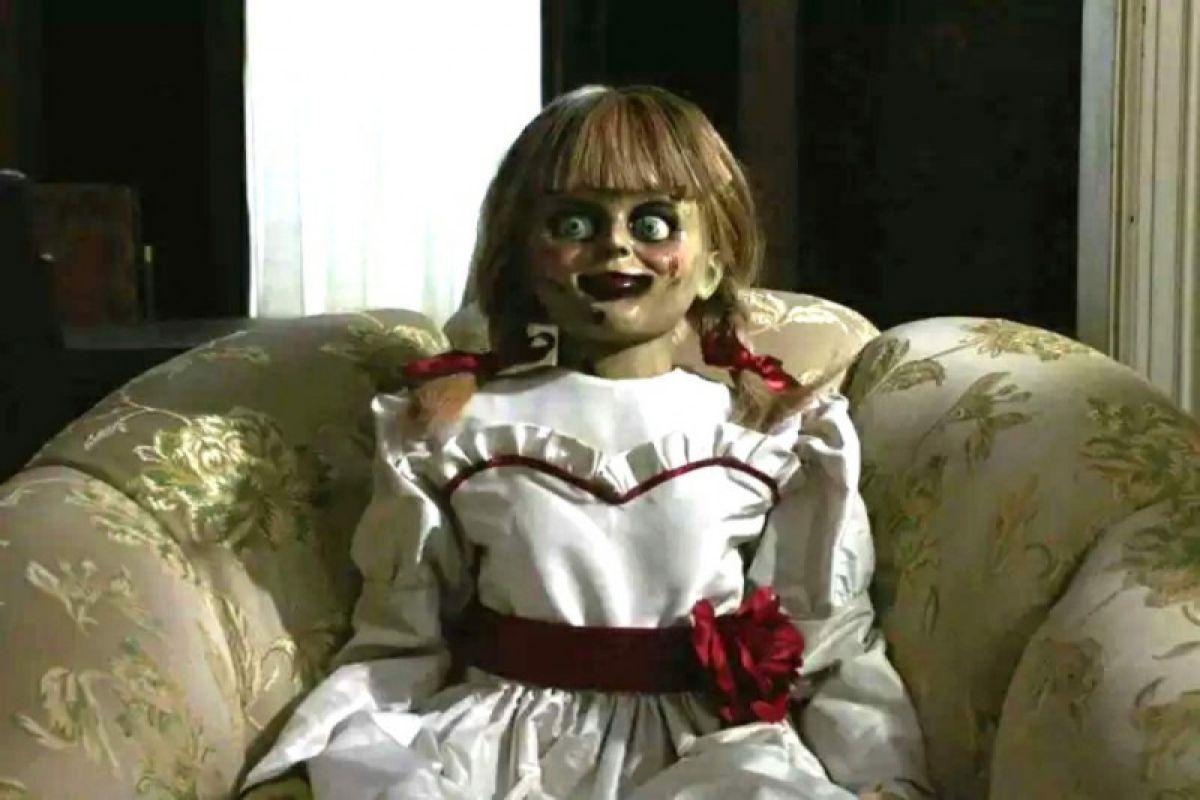 Boneka Annabelle kabur dari Museum Warren Occult, ternyata hoaks