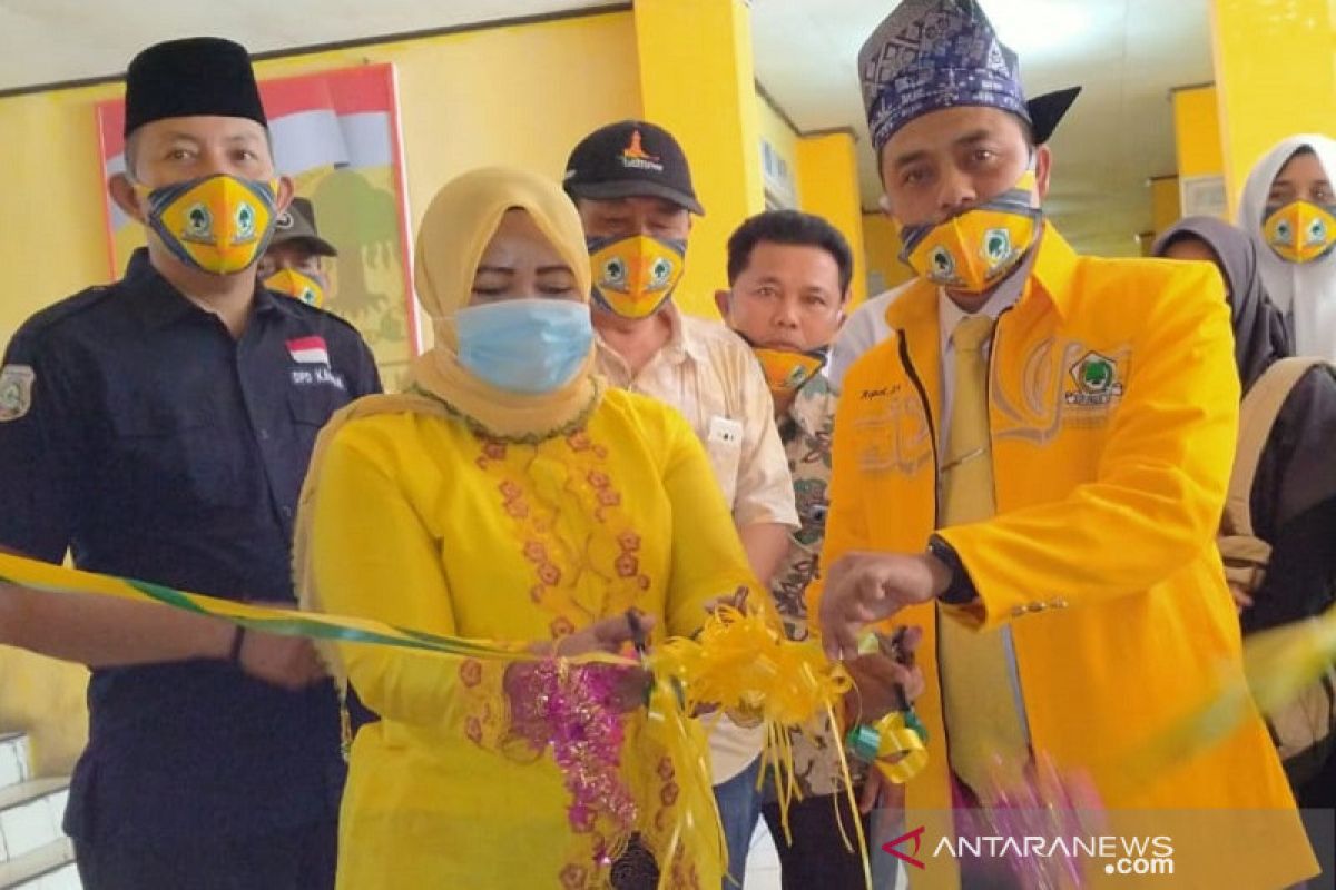 Golkar Kampar buka Rumah Belajar, fasilitasi siswa belajar daring