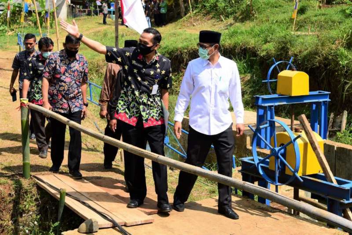 Saluran irigasi Bendung Tingal airi 1.050 hektare sawah di Temanggung