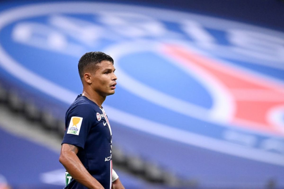 Chelsea ditawari  beli Thiago Silva