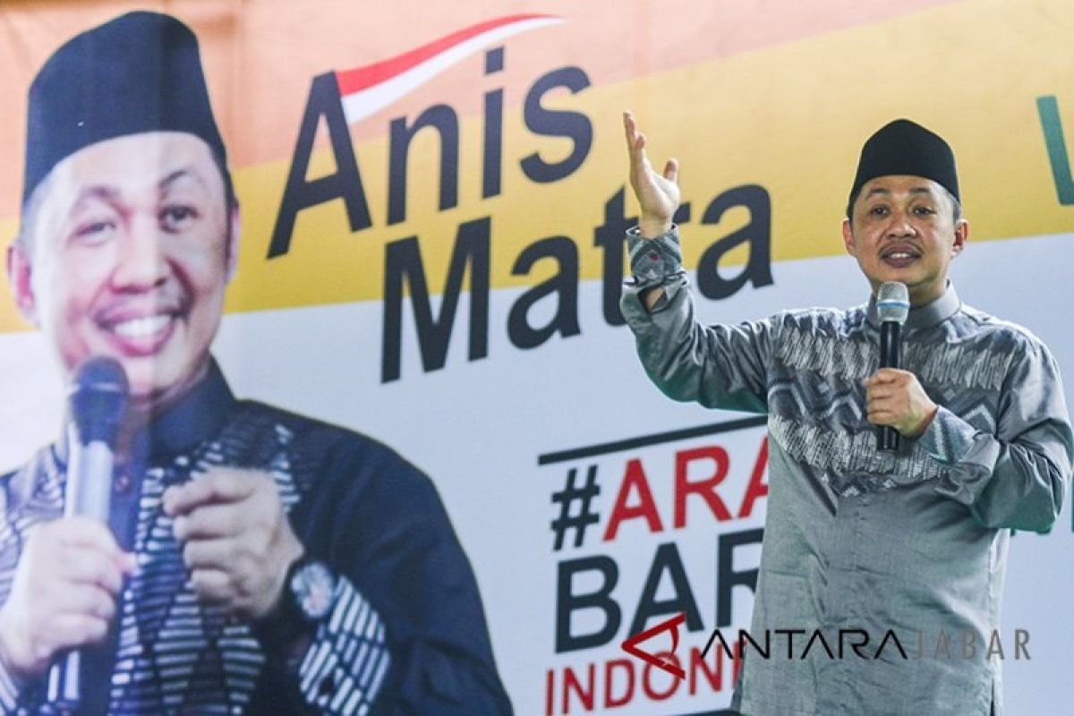 Anis Matta sebut ada empat faktor buat situasi global lebih berat