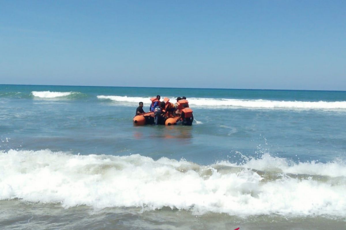 Tim SAR masih cari Yohanes Seran yang hilang di Laut Malaka NTT