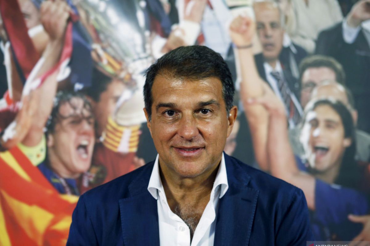 Laporta tuding Barcelona ingin jual Messi