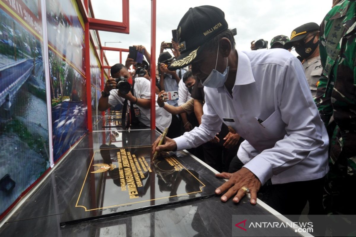 Wali kota  sebut jembatan Palu lima disiapkan untuk urai kemacetan