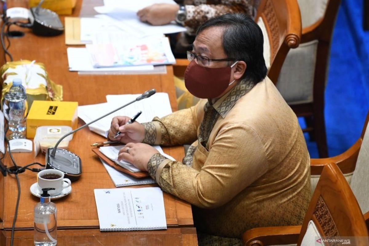 Menristek Bambang PS Brodjonegoro berharap uji klinis vaksin merah putih bisa mulai awal 2021