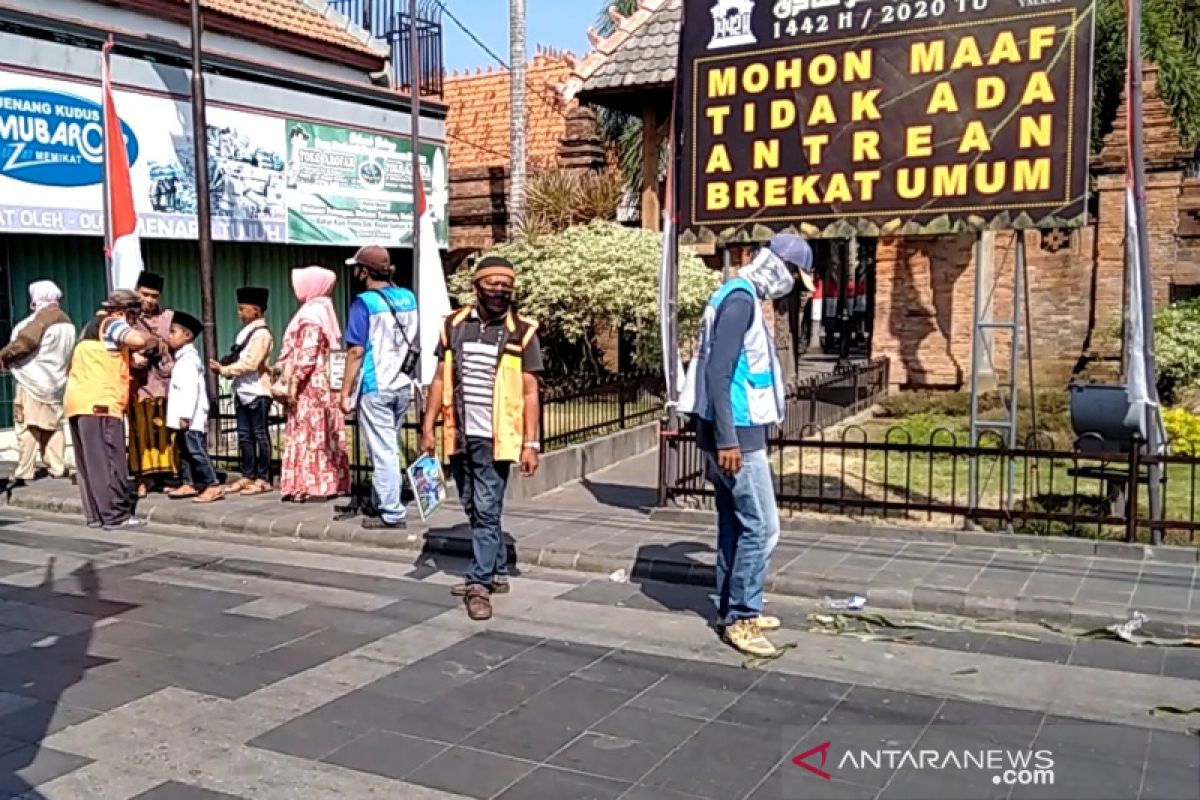 Tradisi pembagian nasi buka luwur Makam Sunan Kudus ditiadakan