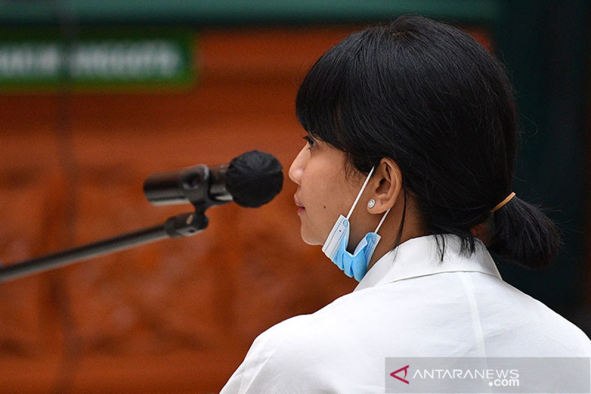 Vanessa Angel trauma jalani sidang perdana kasus narkoba